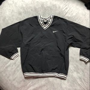 v neck windbreaker pullover nike
